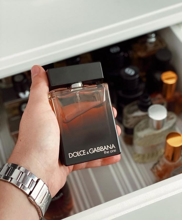 The One For Men Eau De Parfum