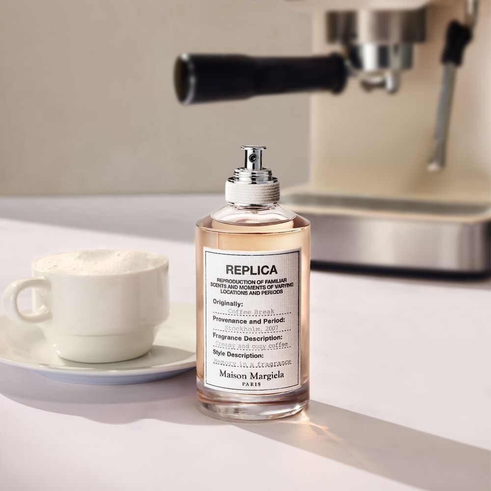 Replica Coffee Break lifestyle